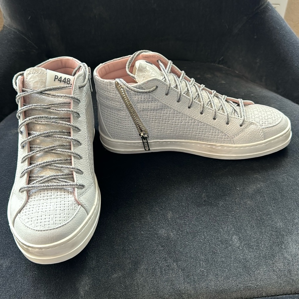 P448 high top skate sneakers. European size 35.